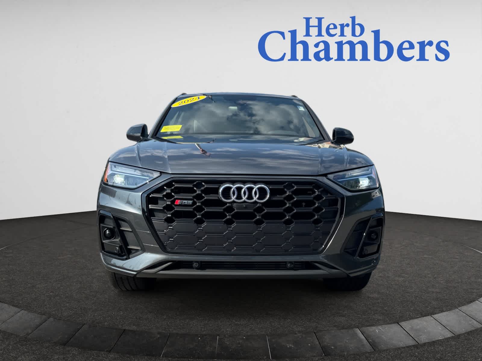 used 2024 Audi SQ5 car, priced at $57,998