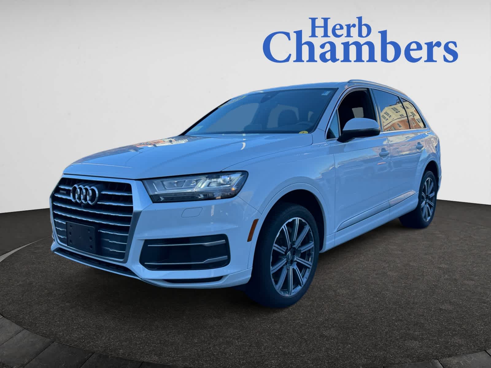 used 2019 Audi Q7 car, priced at $28,798