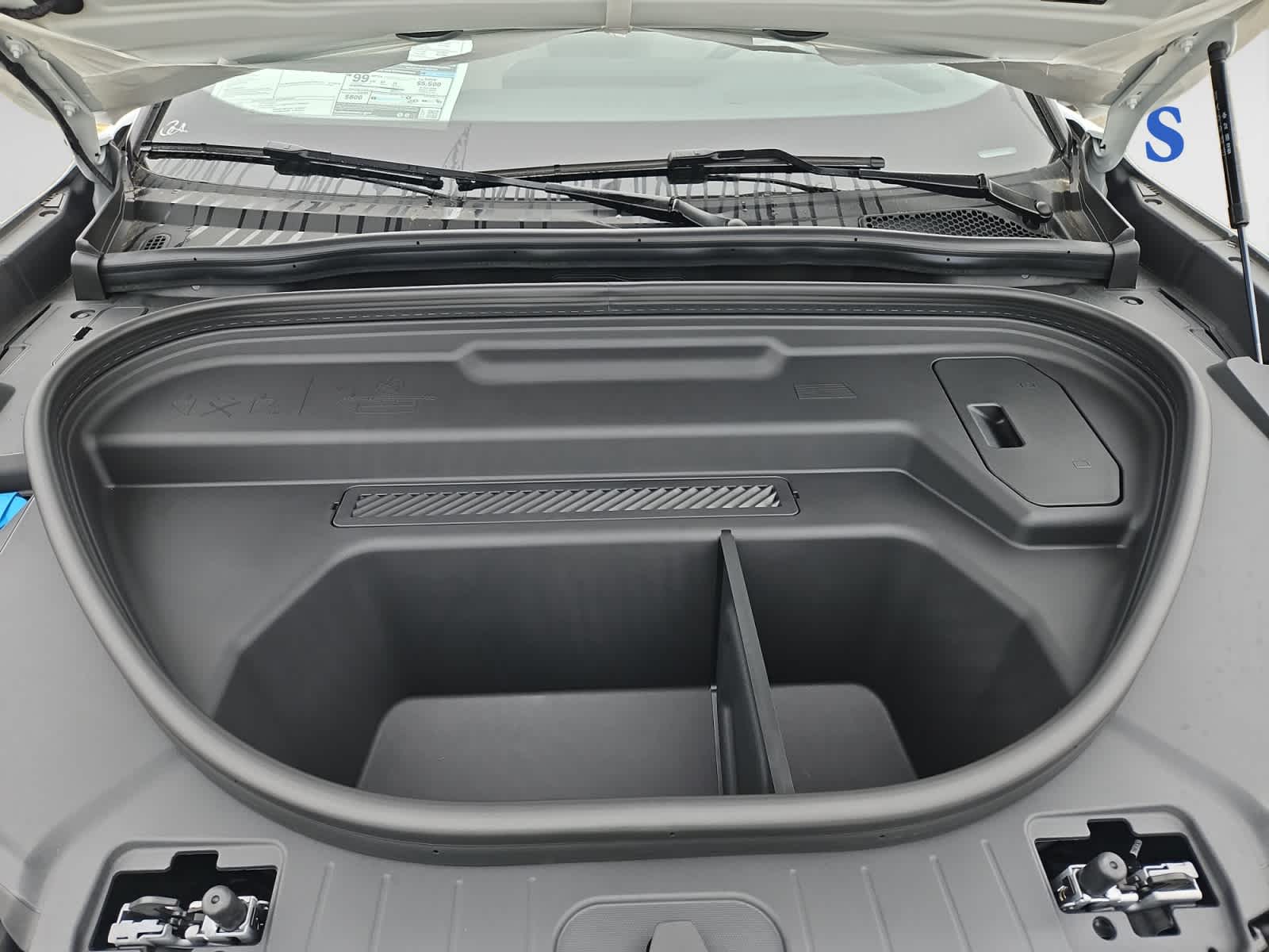 new 2025 Audi Q6 e-tron car, priced at $73,580