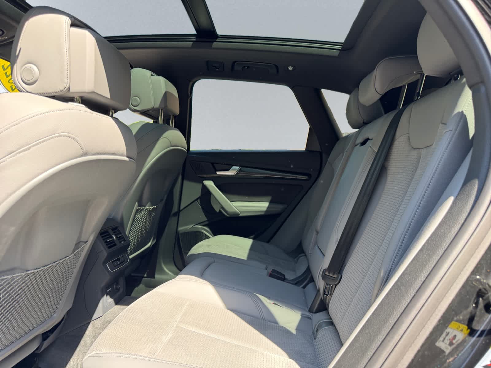 used 2022 Audi SQ5 car, priced at $47,998