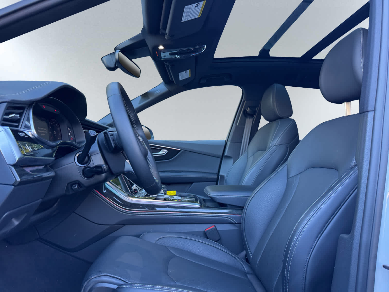 used 2025 Audi Q7 car, priced at $66,998