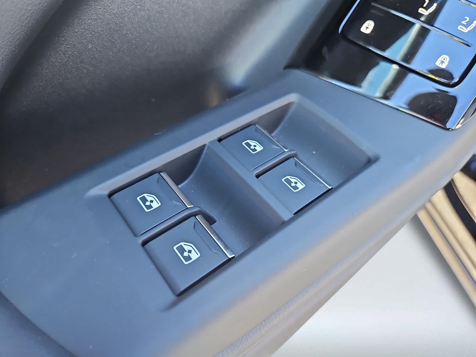 new 2025 Audi SQ6 e-tron car, priced at $83,025