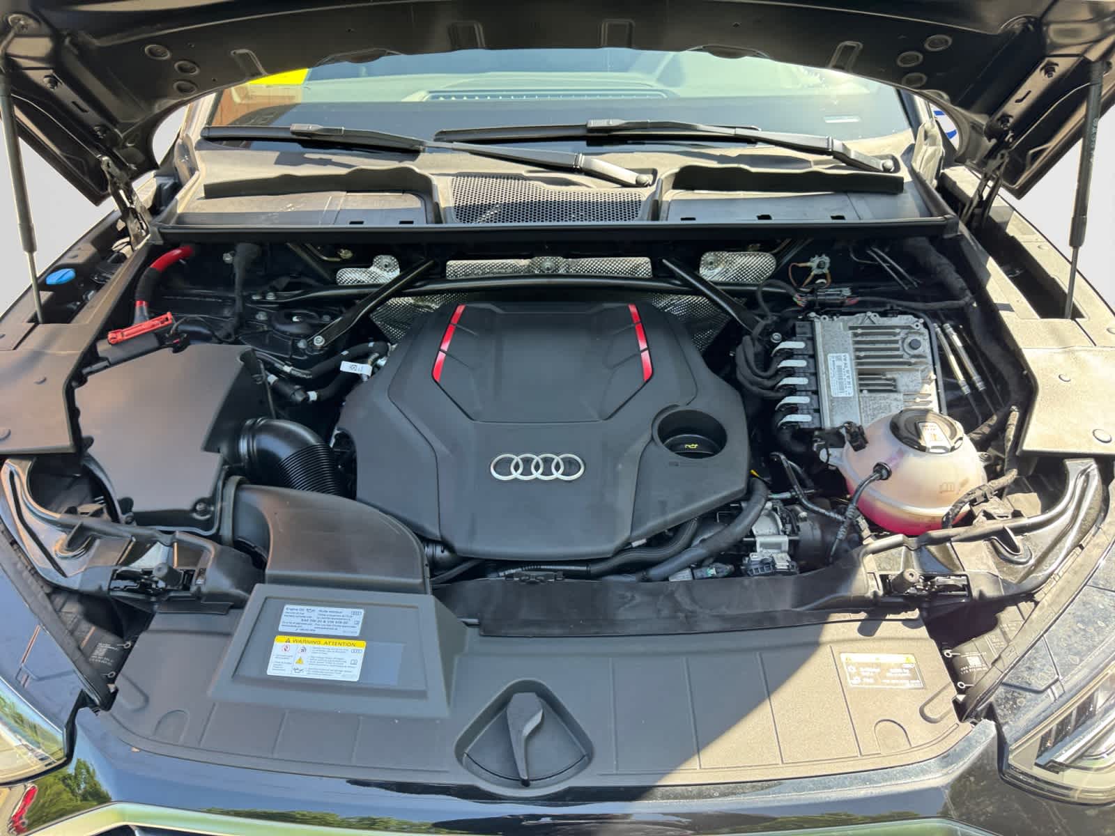 used 2022 Audi SQ5 car, priced at $47,998
