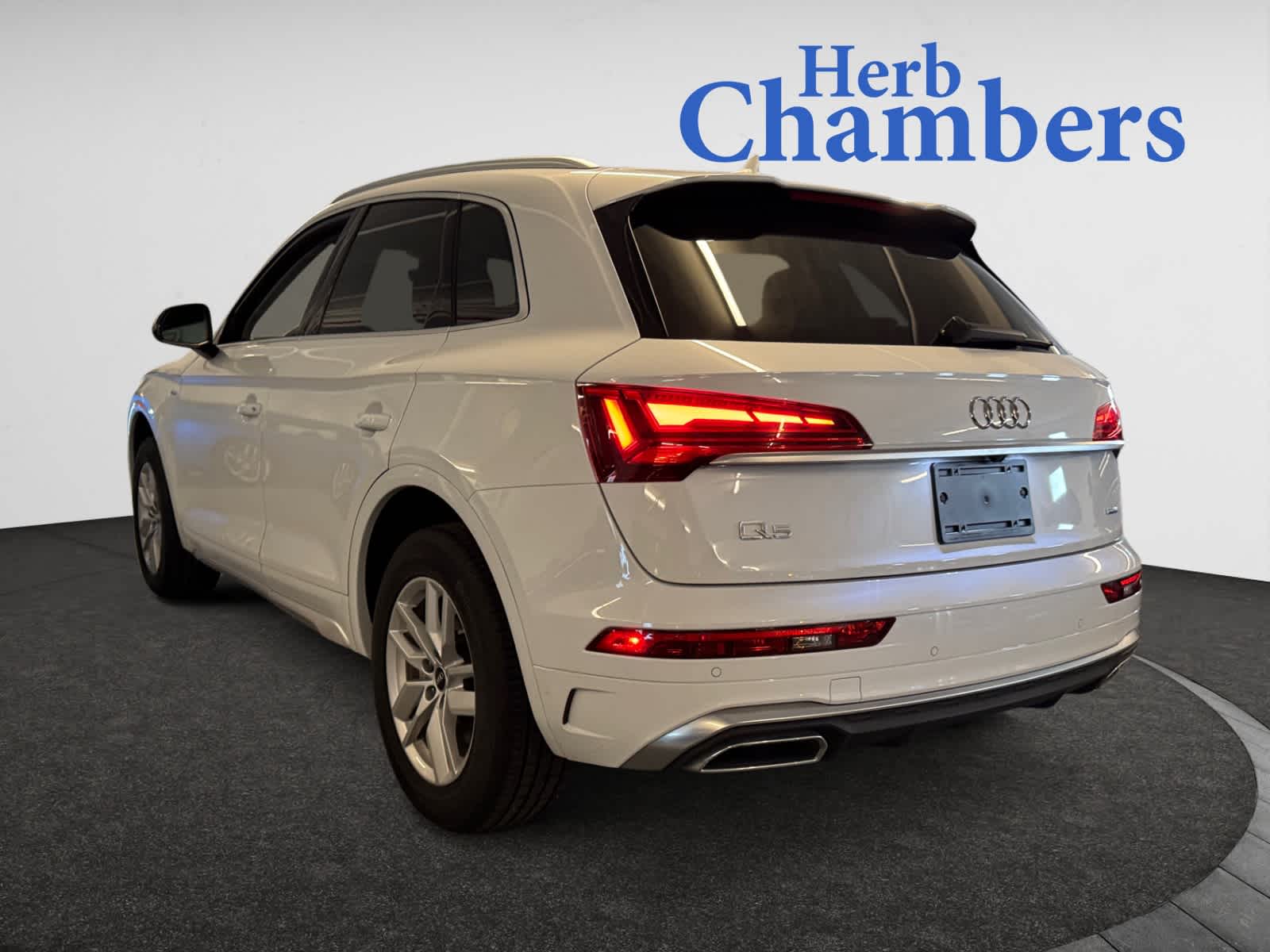 used 2022 Audi Q5 car, priced at $33,898