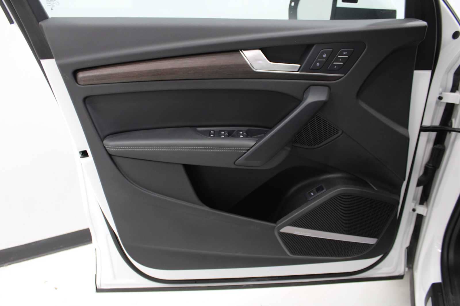 used 2024 Audi Q5 car, priced at $36,998