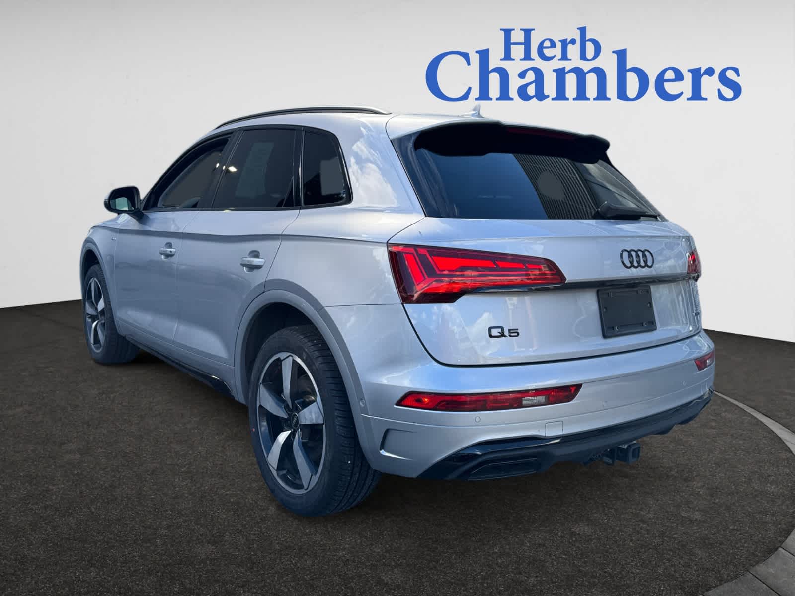 used 2022 Audi Q5 car, priced at $35,497