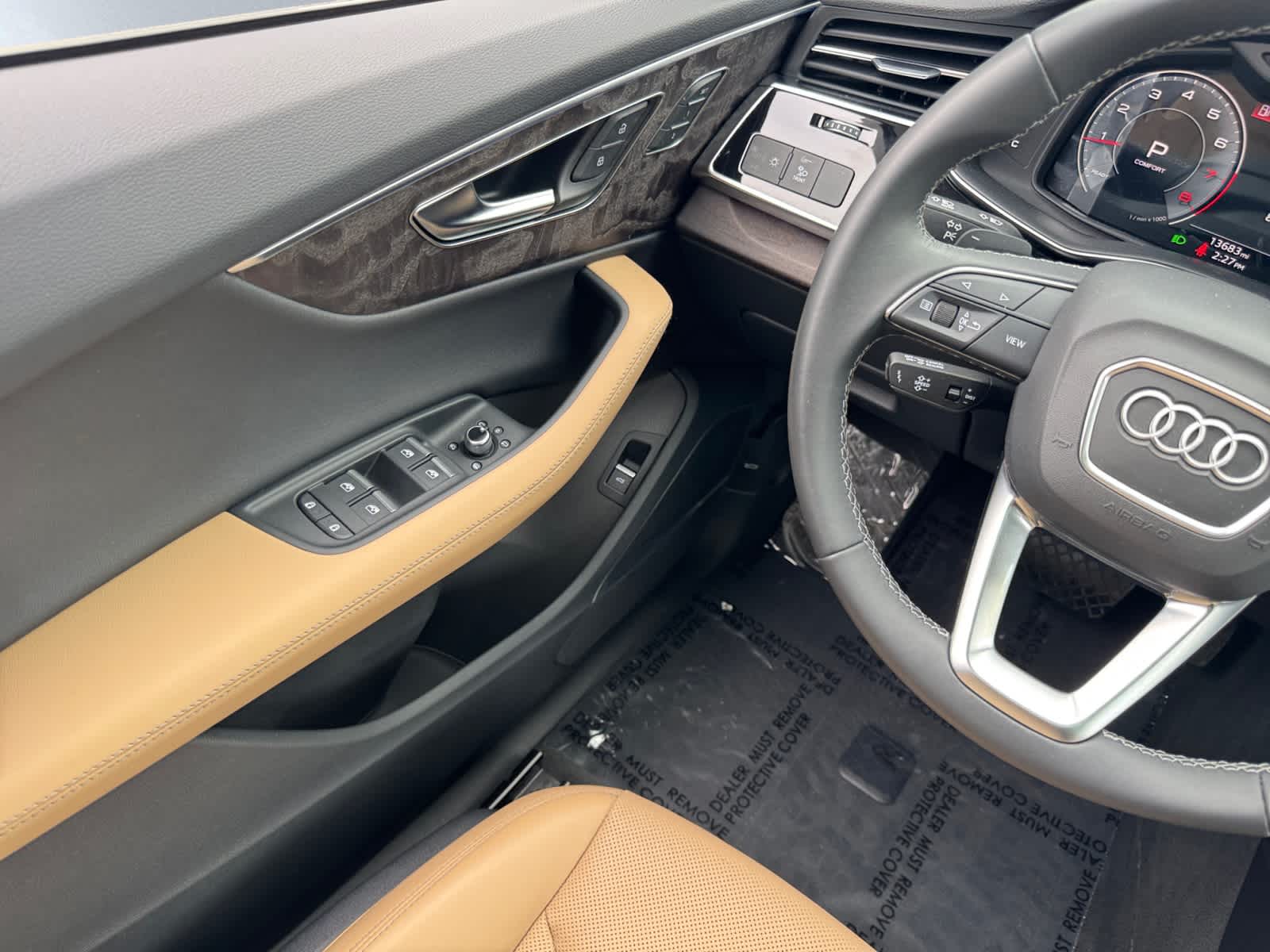 used 2025 Audi Q7 car, priced at $53,598