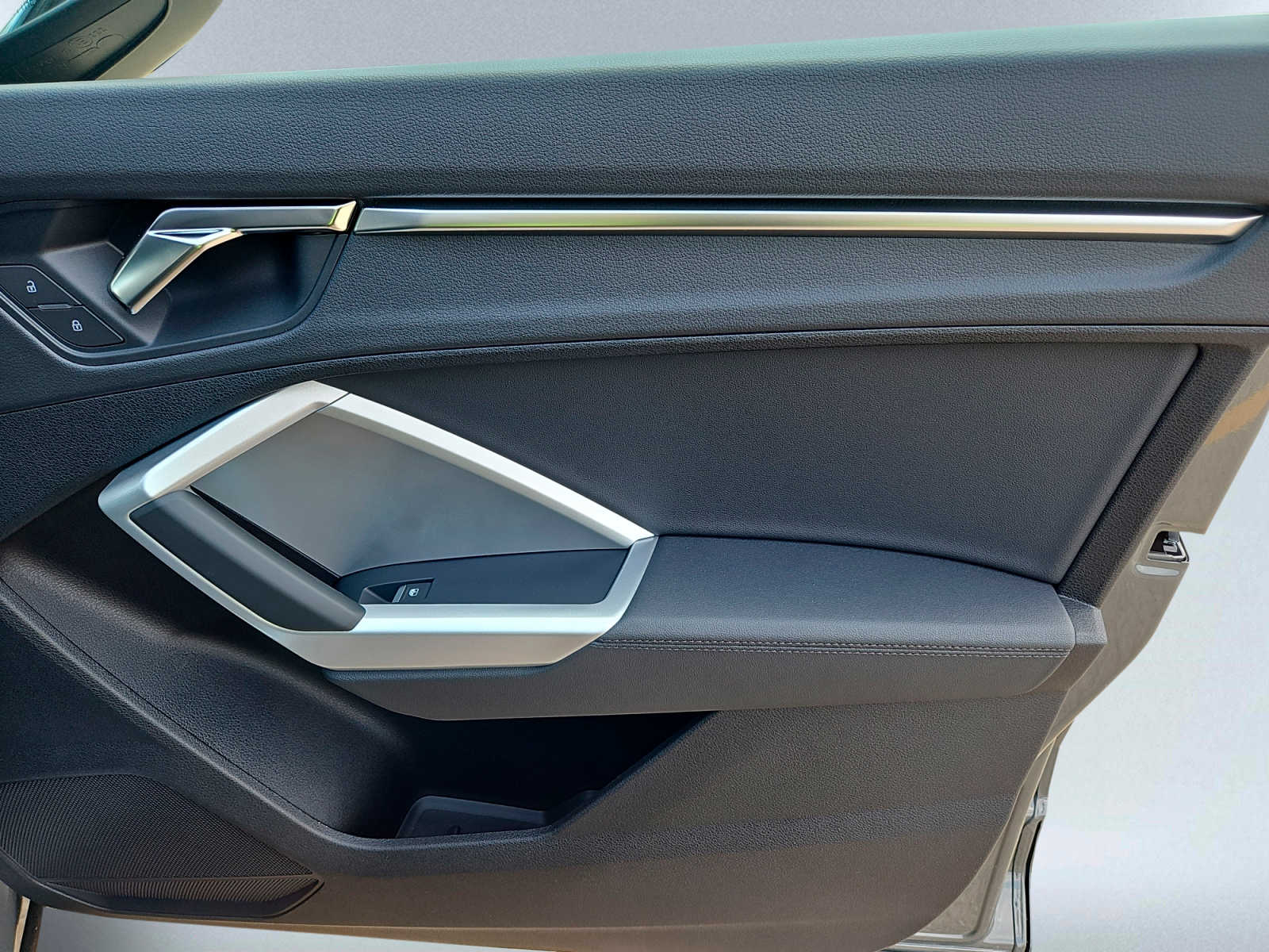 new 2025 Audi Q3 car, priced at $44,190