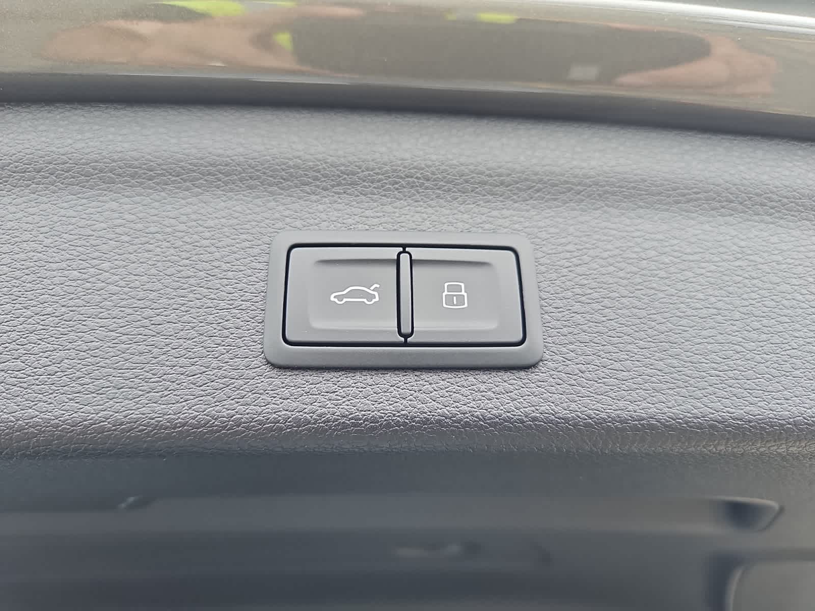 new 2025 Audi Q3 car, priced at $44,060