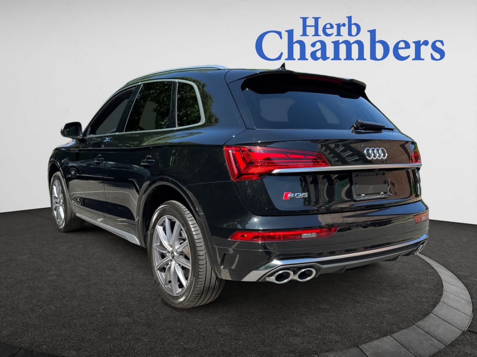 used 2022 Audi SQ5 car, priced at $47,998