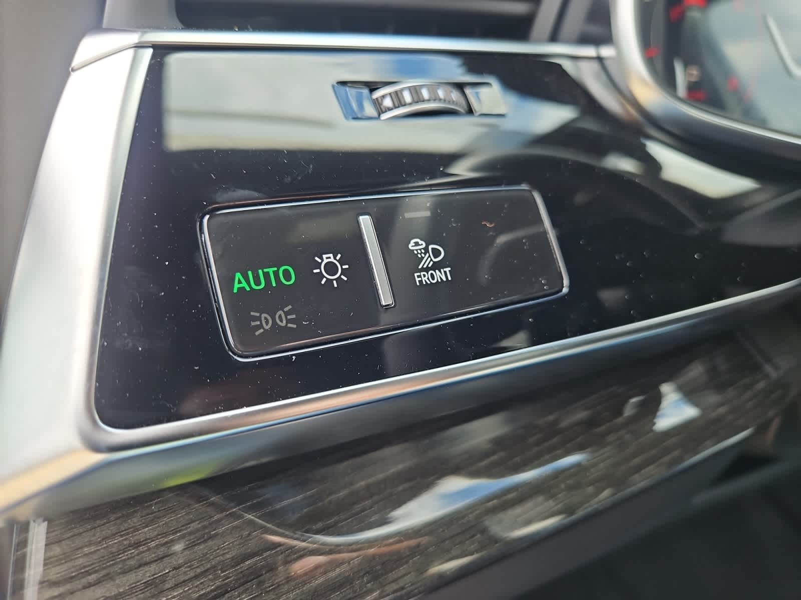 new 2025 Audi Q7 car, priced at $77,805