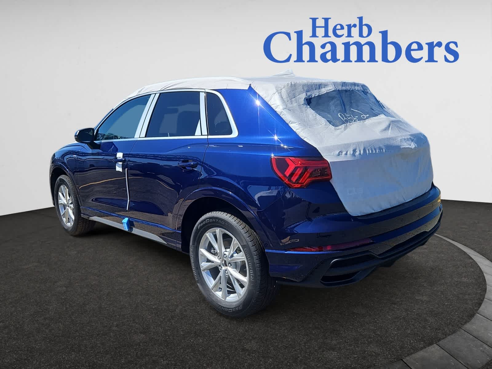 new 2025 Audi Q3 car, priced at $44,190