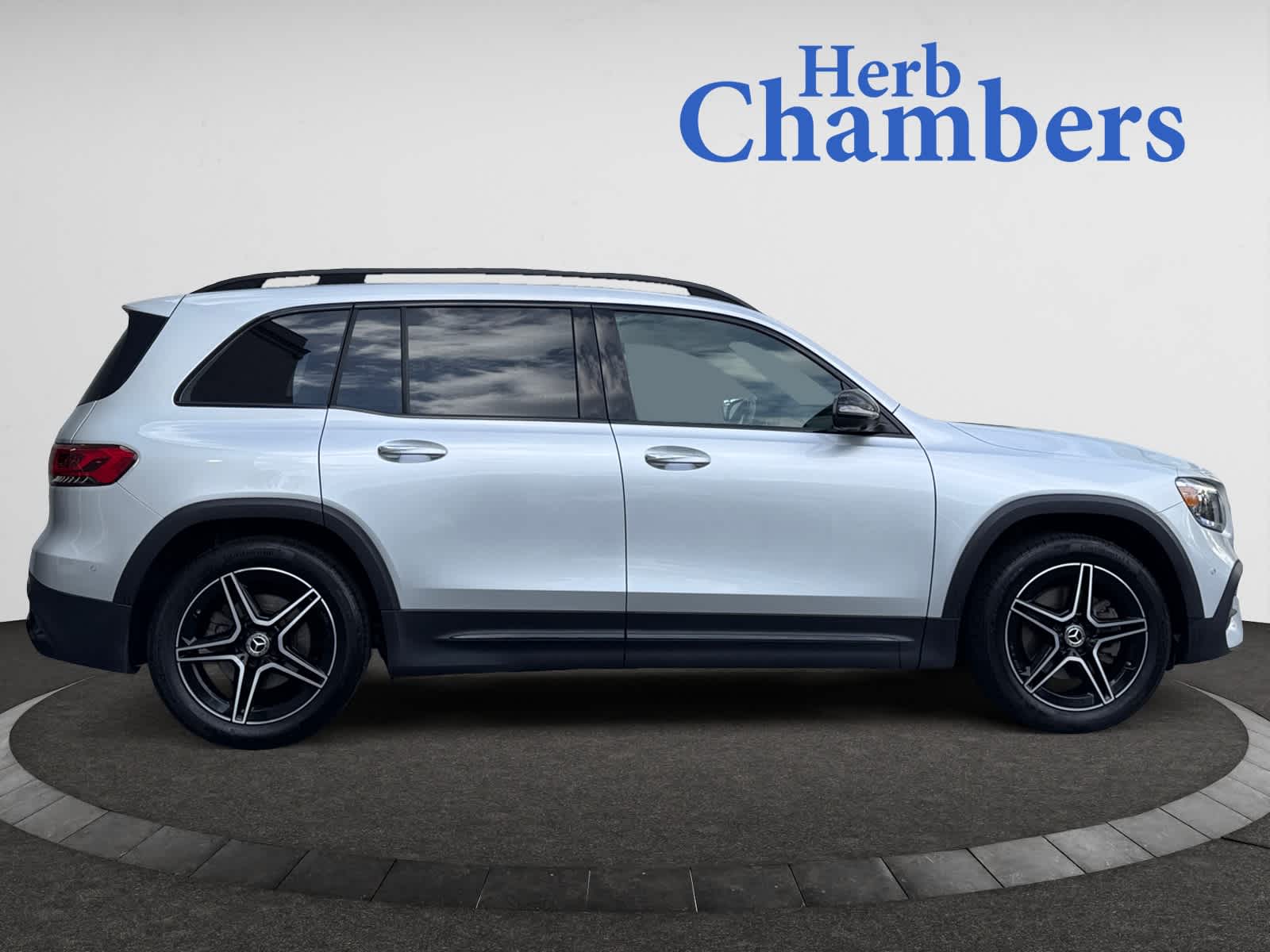 used 2021 Mercedes-Benz GLB car, priced at $24,998