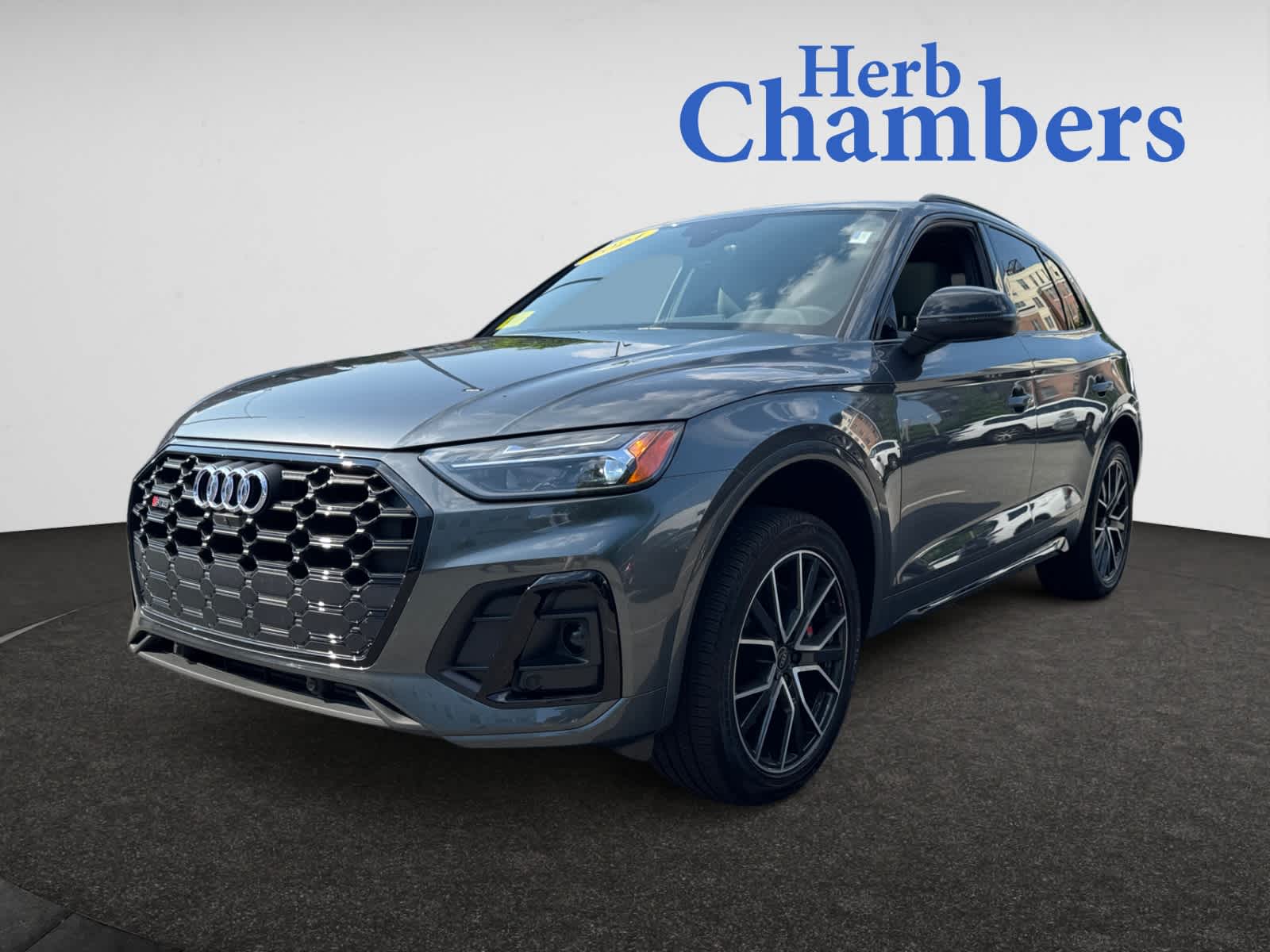 used 2024 Audi SQ5 car, priced at $57,998