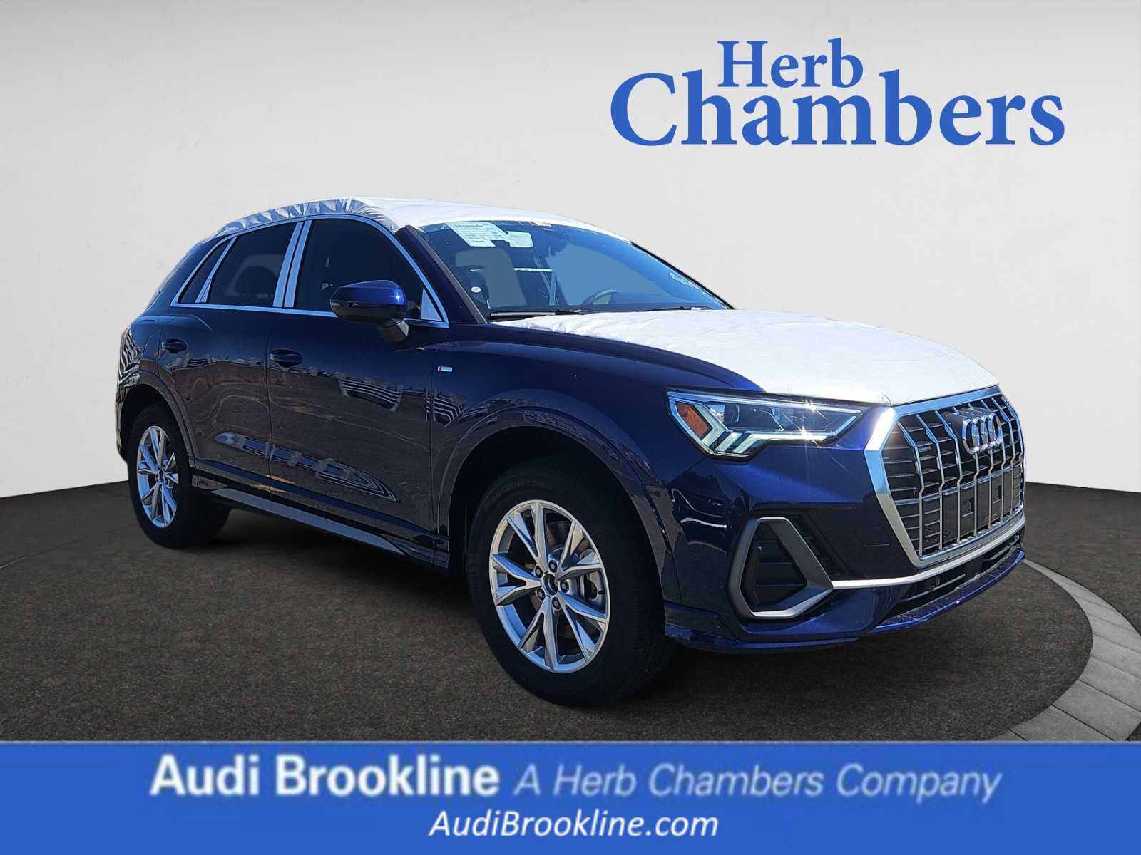 new 2025 Audi Q3 car, priced at $44,190