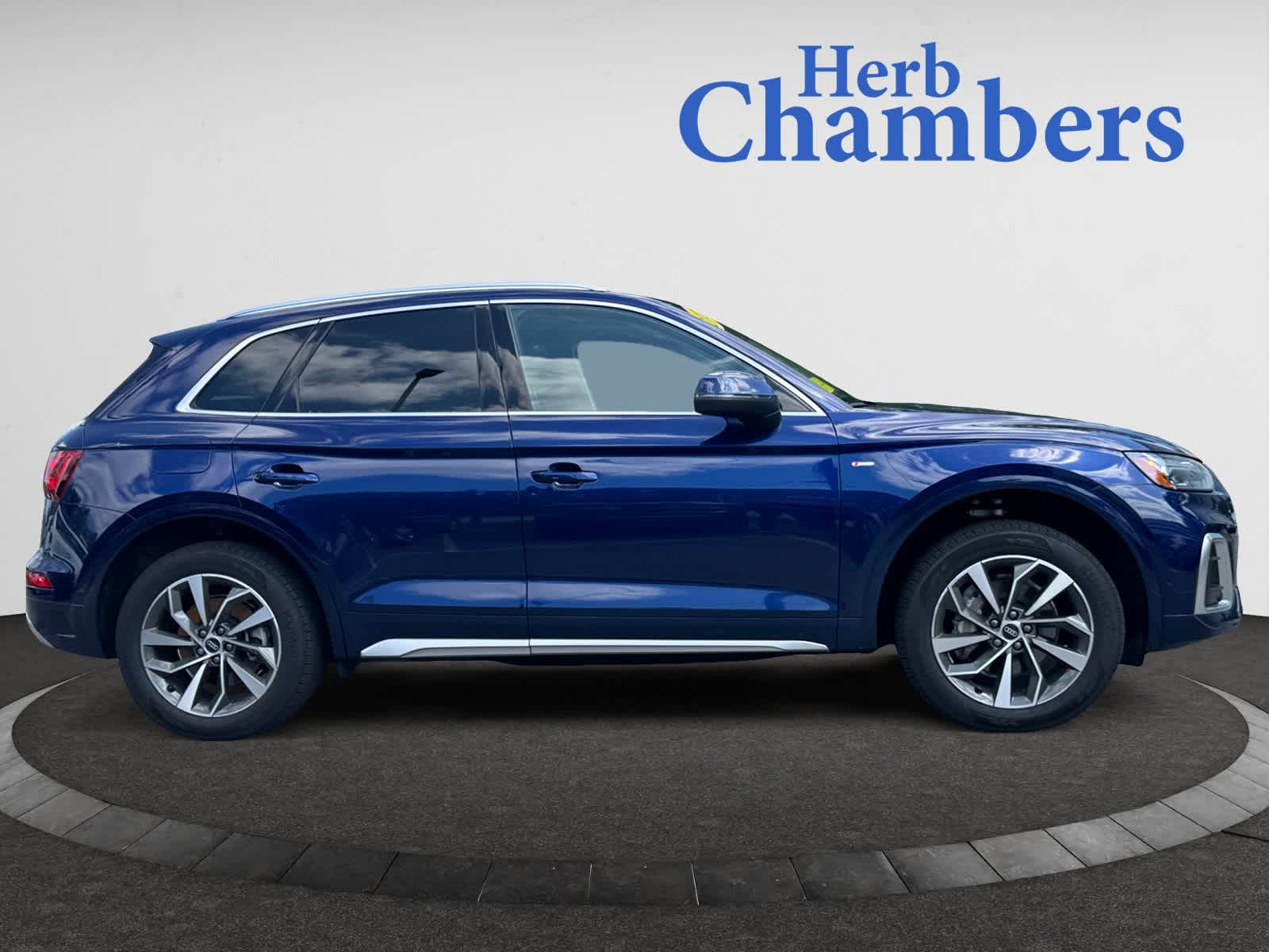 used 2022 Audi Q5 car, priced at $35,998