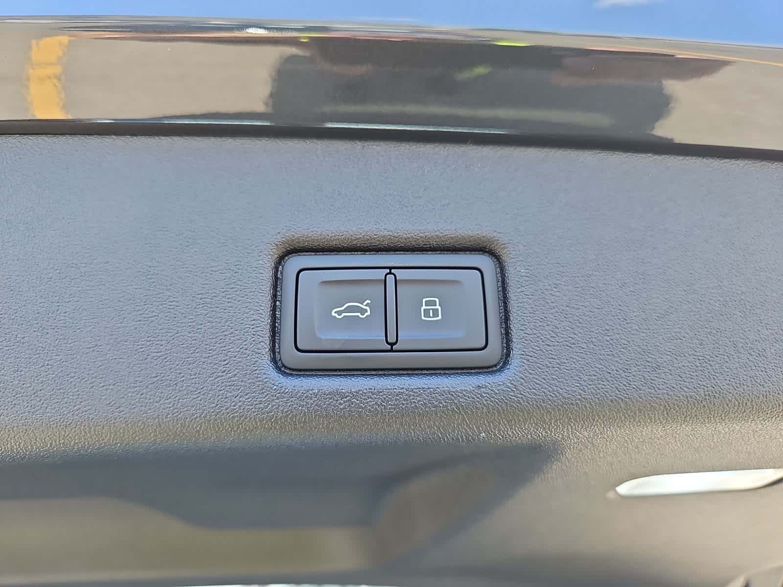 new 2025 Audi All-new Q5 car, priced at $61,105
