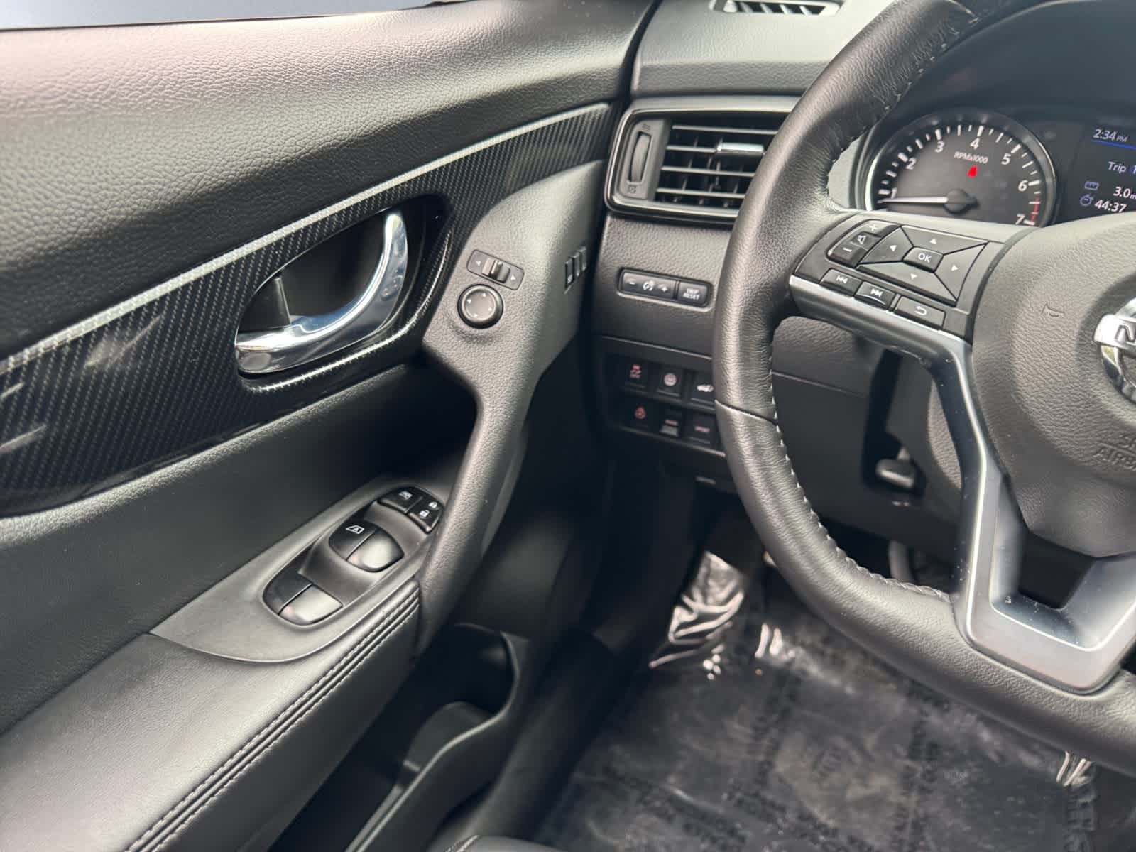 used 2018 Nissan Rogue car, priced at $15,998