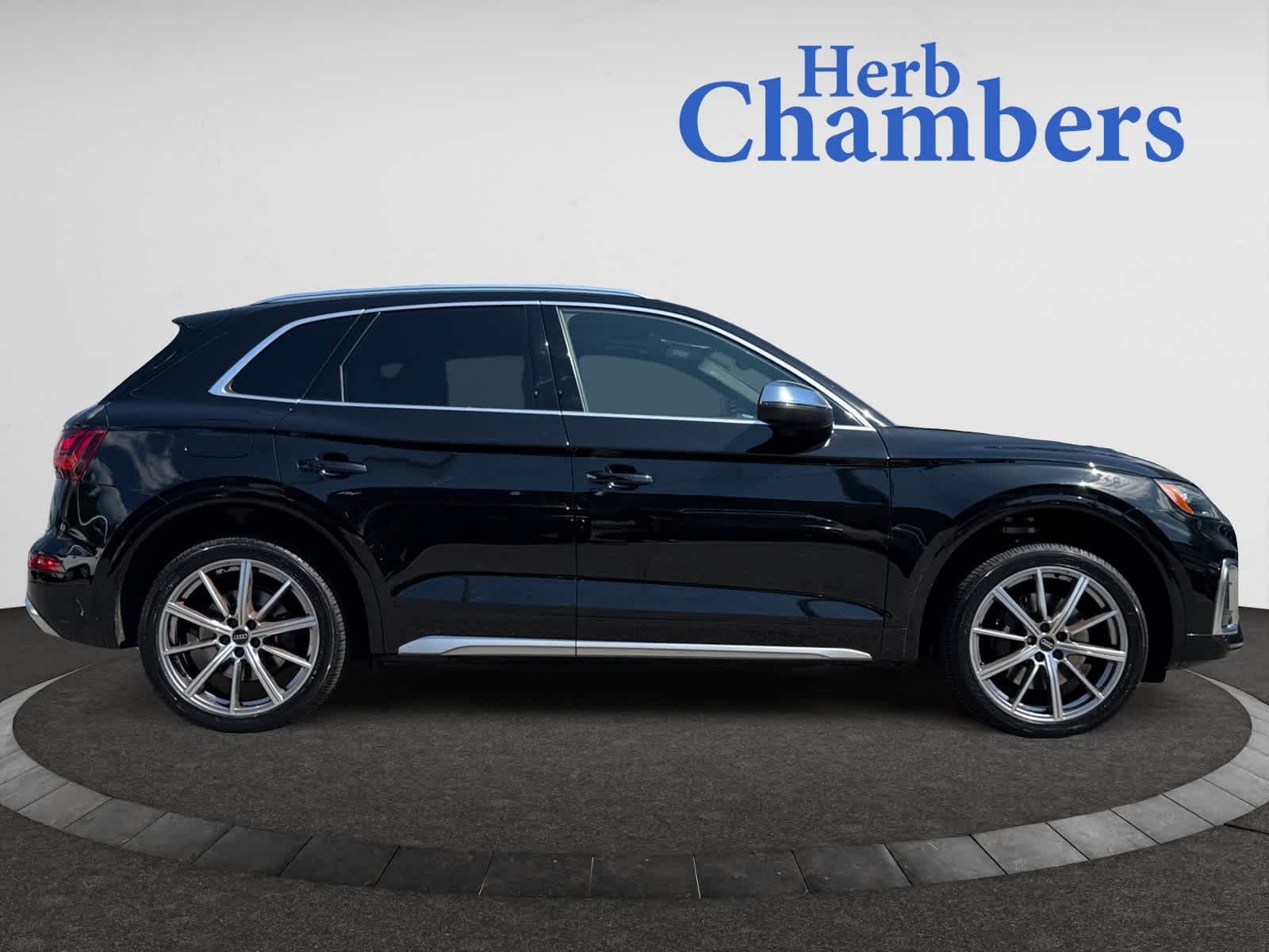 used 2022 Audi SQ5 car, priced at $40,798