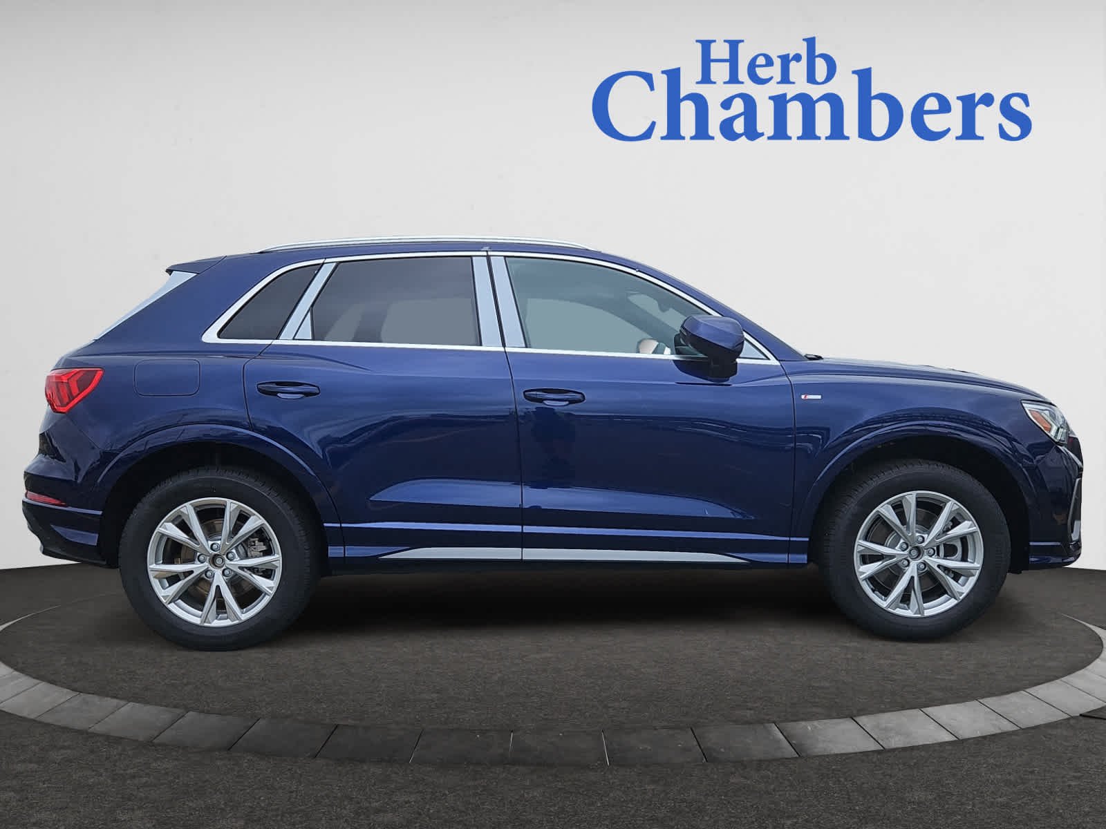 new 2025 Audi Q3 car, priced at $44,060