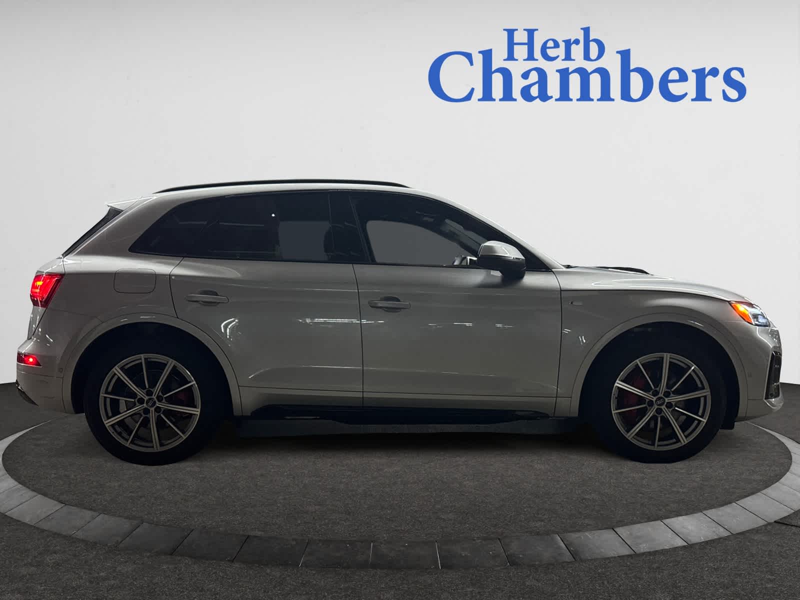 used 2024 Audi Q5 car, priced at $55,598