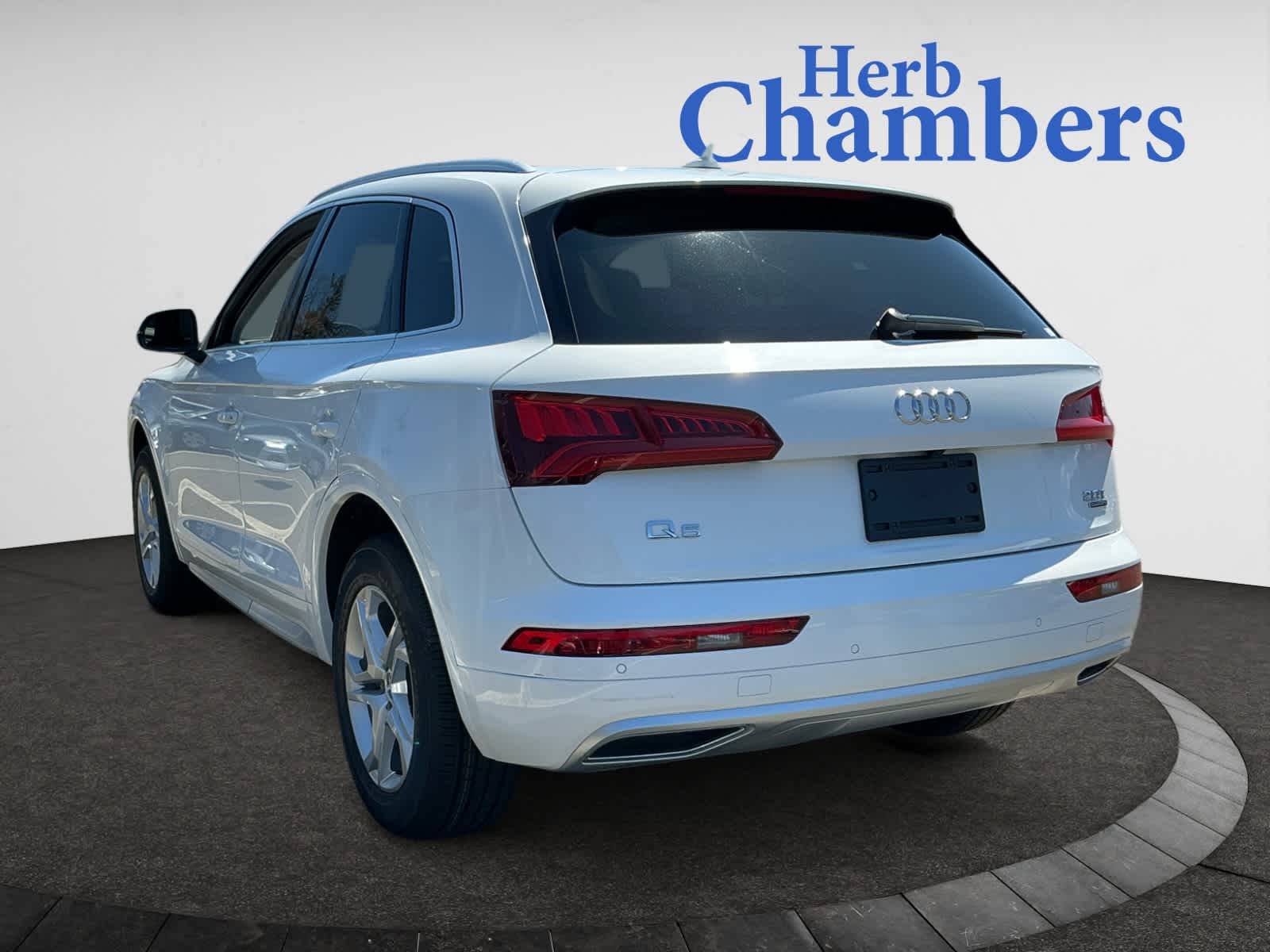 used 2018 Audi Q5 car, priced at $17,998