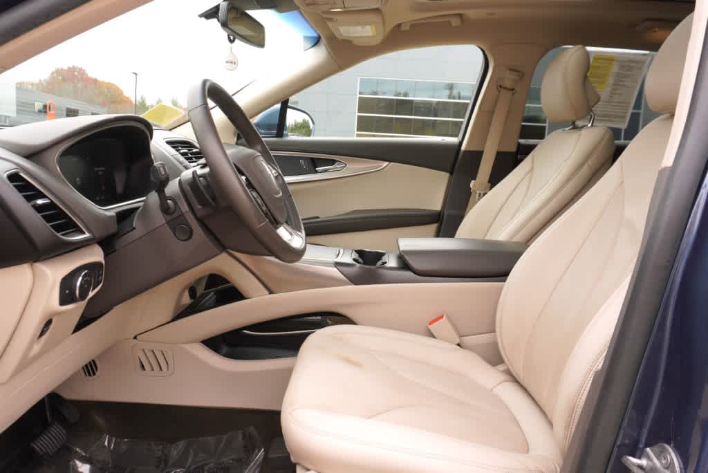 used 2019 Lincoln Nautilus car, priced at $25,888