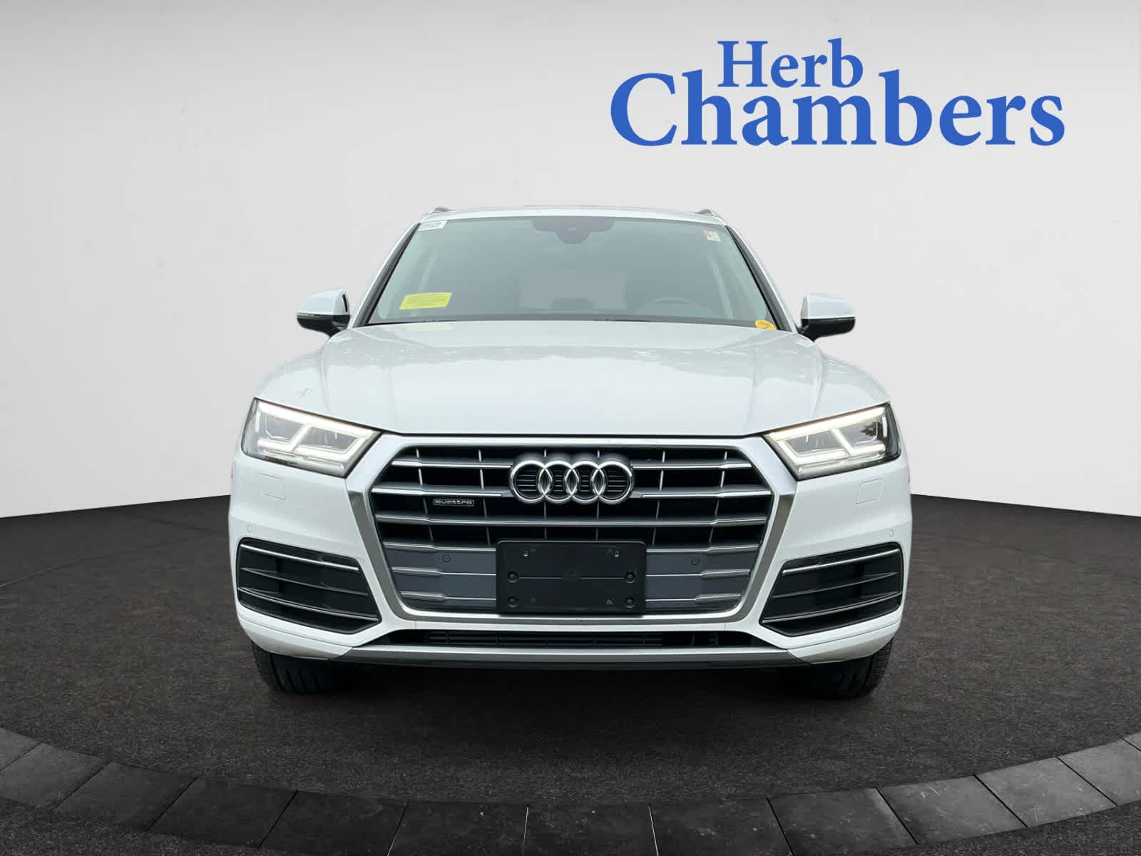 used 2020 Audi Q5 car, priced at $27,998