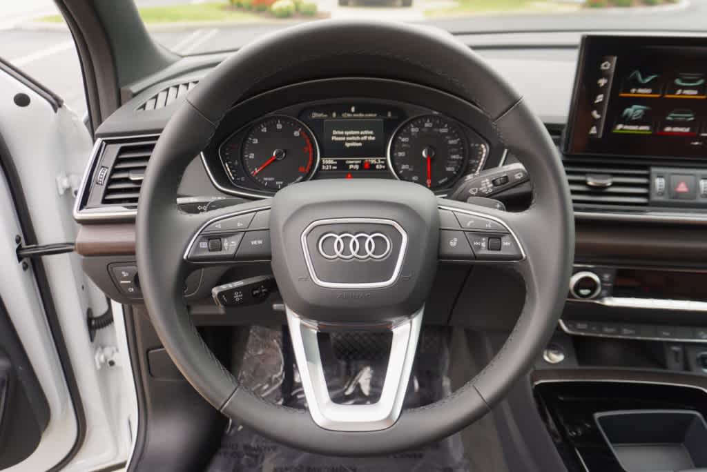 used 2024 Audi Q5 car, priced at $40,498