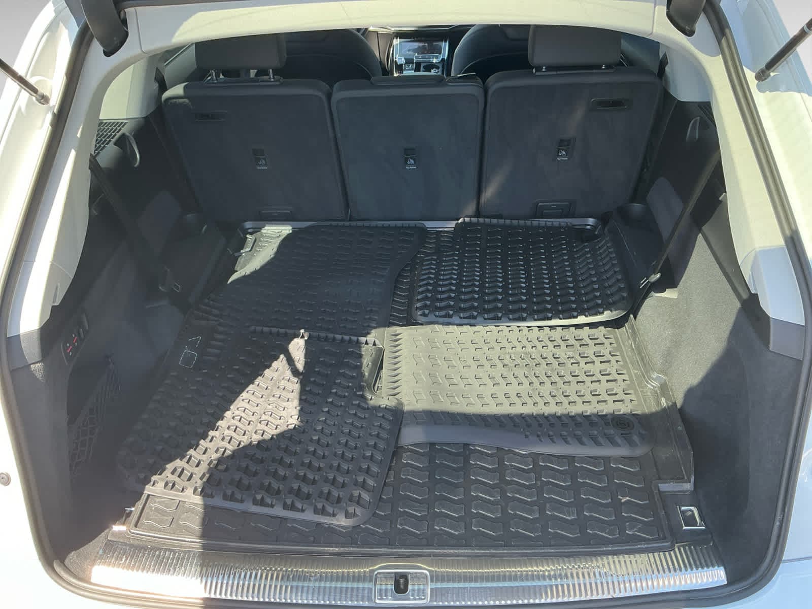 used 2022 Audi Q7 car, priced at $40,998