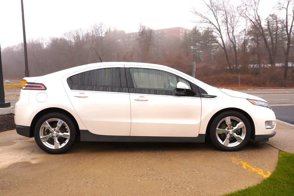 used 2013 Chevrolet Volt car, priced at $8,998