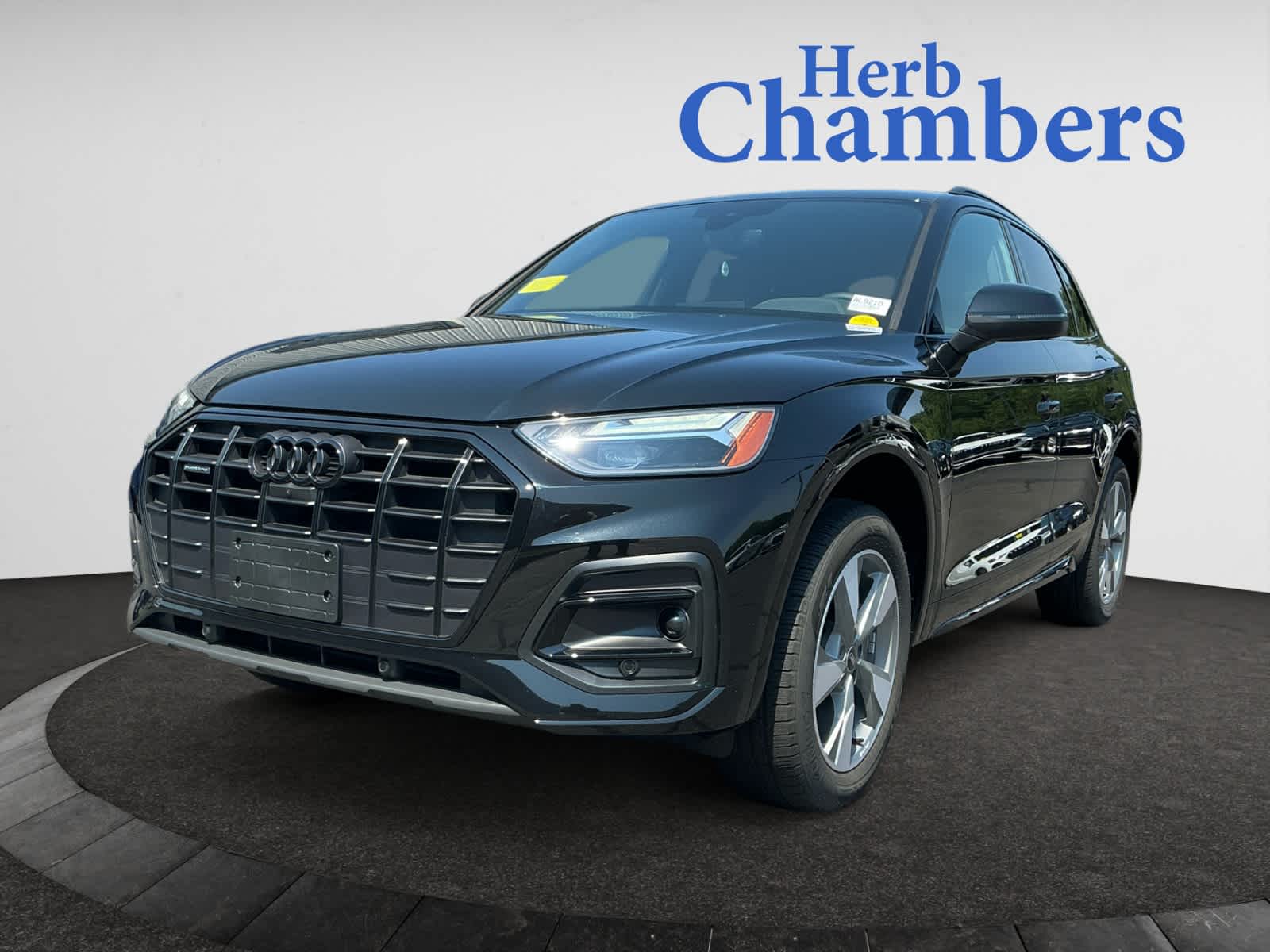 used 2024 Audi Q5 car, priced at $41,998