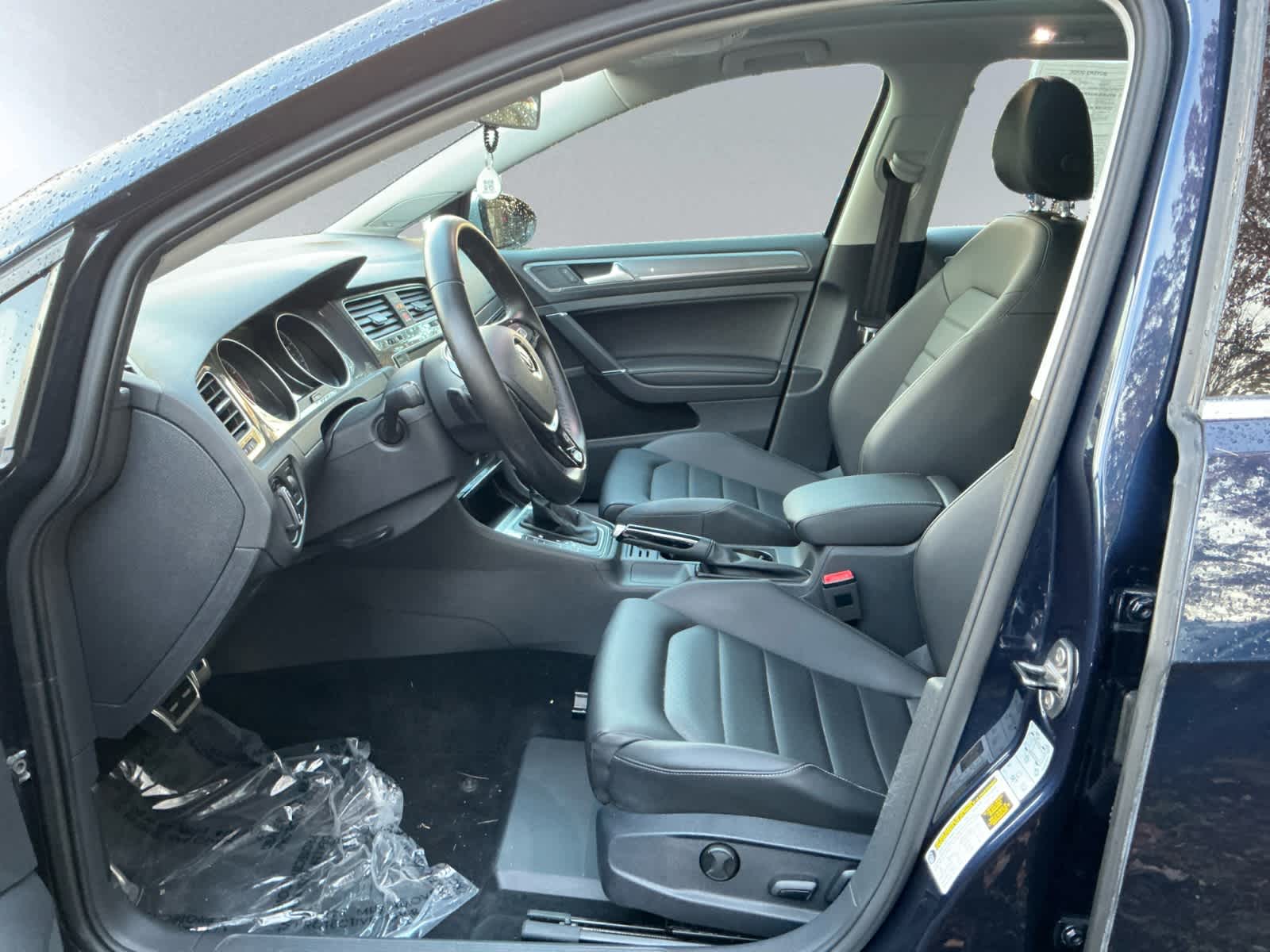 used 2017 Volkswagen Golf Alltrack car, priced at $17,499