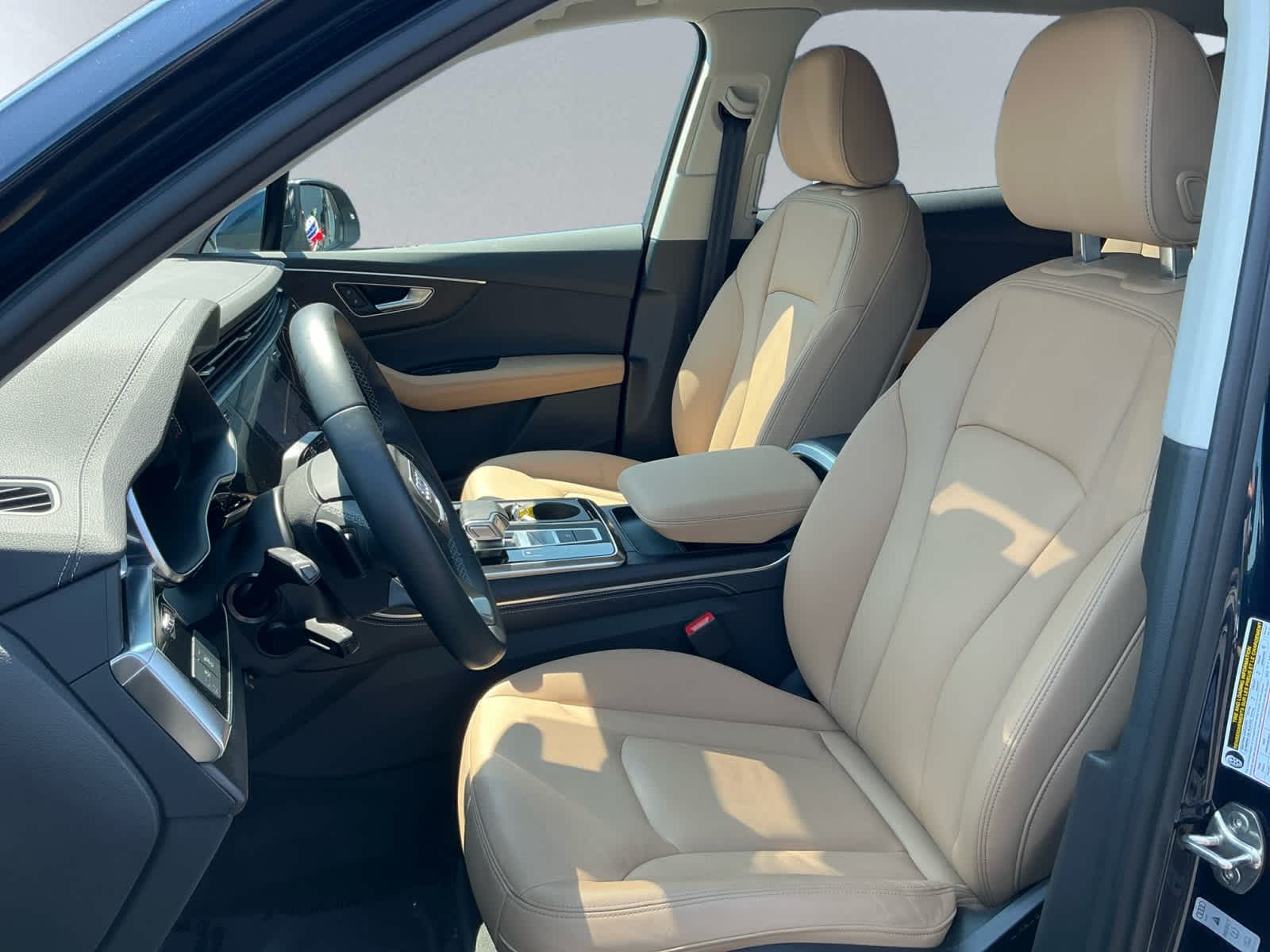 used 2025 Audi Q7 car, priced at $63,998