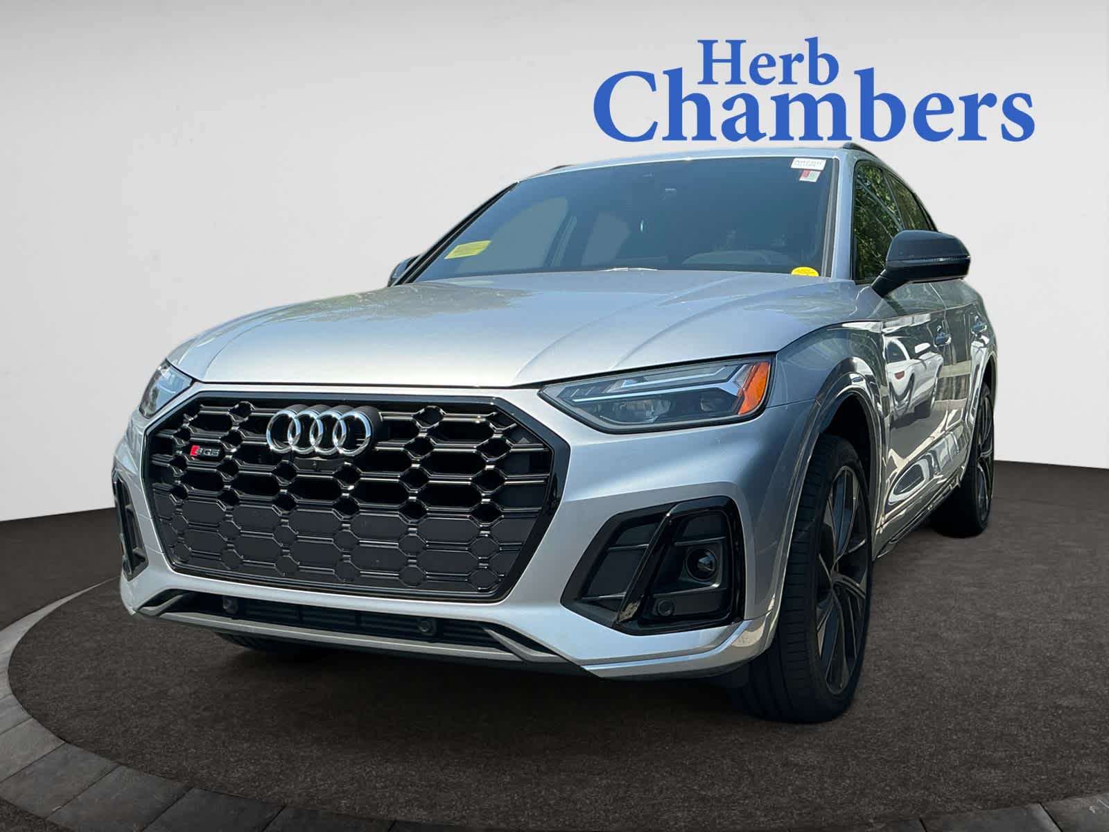 used 2024 Audi SQ5 car, priced at $55,998