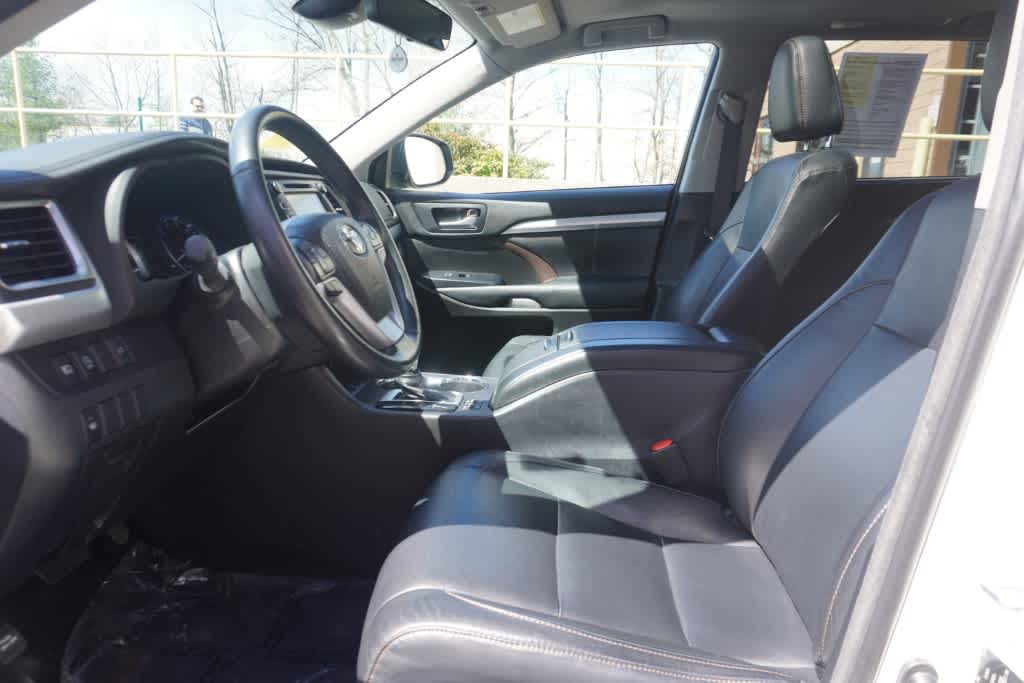 used 2018 Toyota Highlander car, priced at $23,498