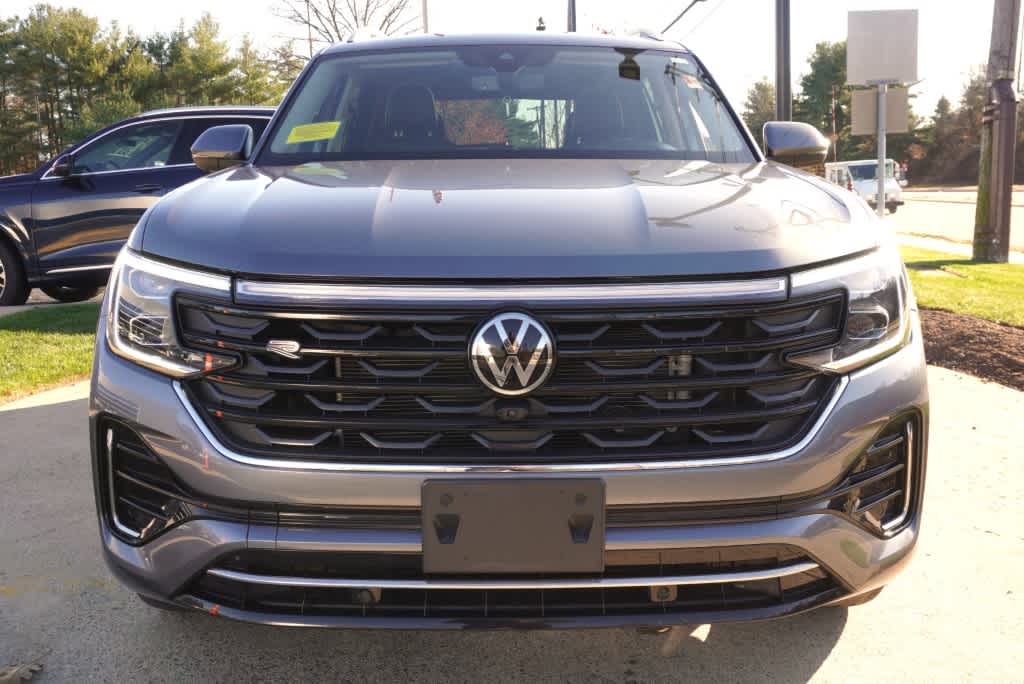 used 2024 Volkswagen Atlas car, priced at $43,498