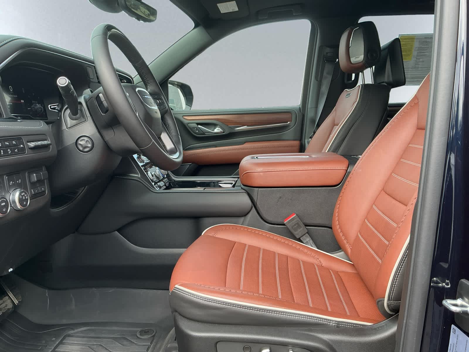 used 2024 GMC Yukon car, priced at $91,998