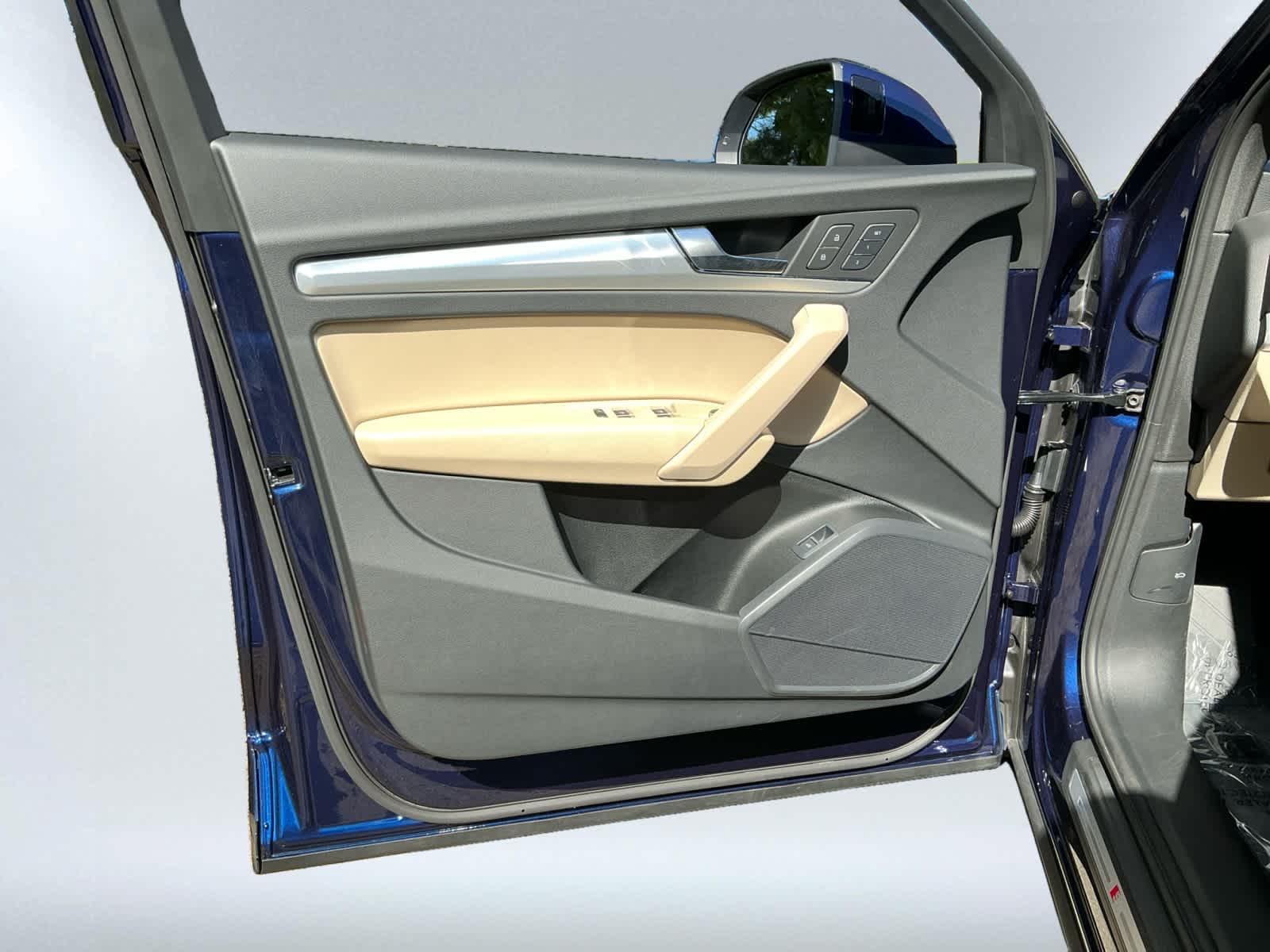 used 2025 Audi Q5 car, priced at $45,499