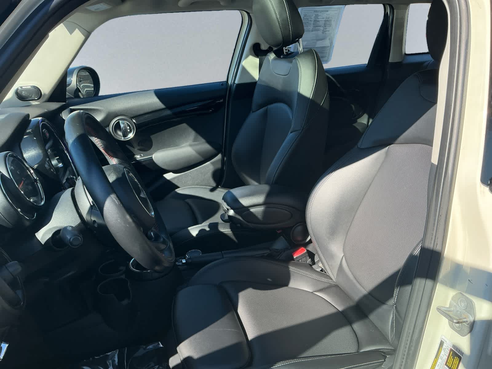 used 2016 MINI Hardtop 4 Door car, priced at $10,399