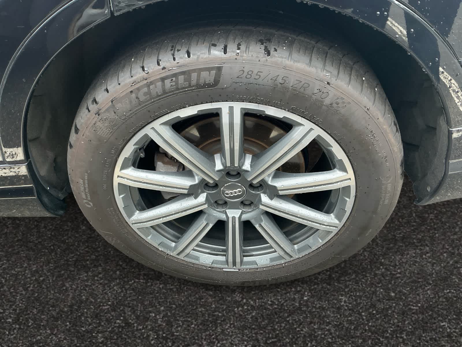 used 2019 Audi Q7 car, priced at $24,998