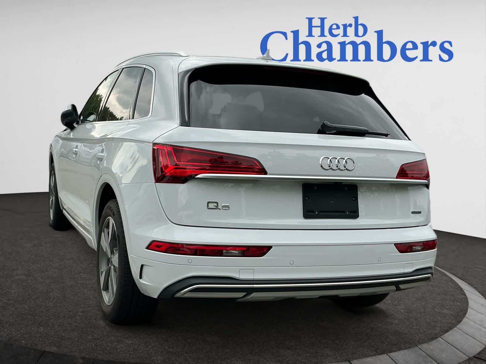 used 2022 Audi Q5 car, priced at $35,998