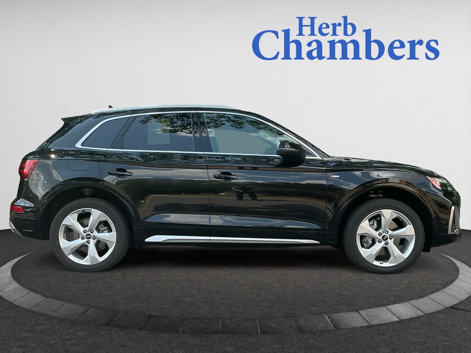 used 2024 Audi Q5 car, priced at $48,999
