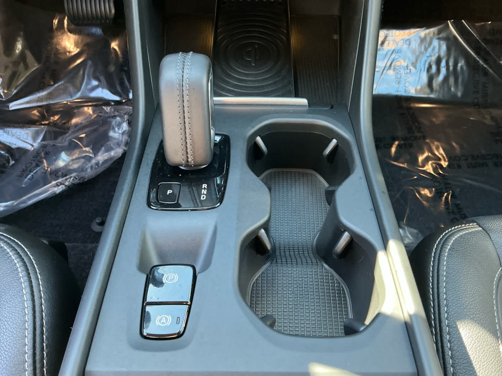 used 2019 Volvo XC40 car, priced at $24,999