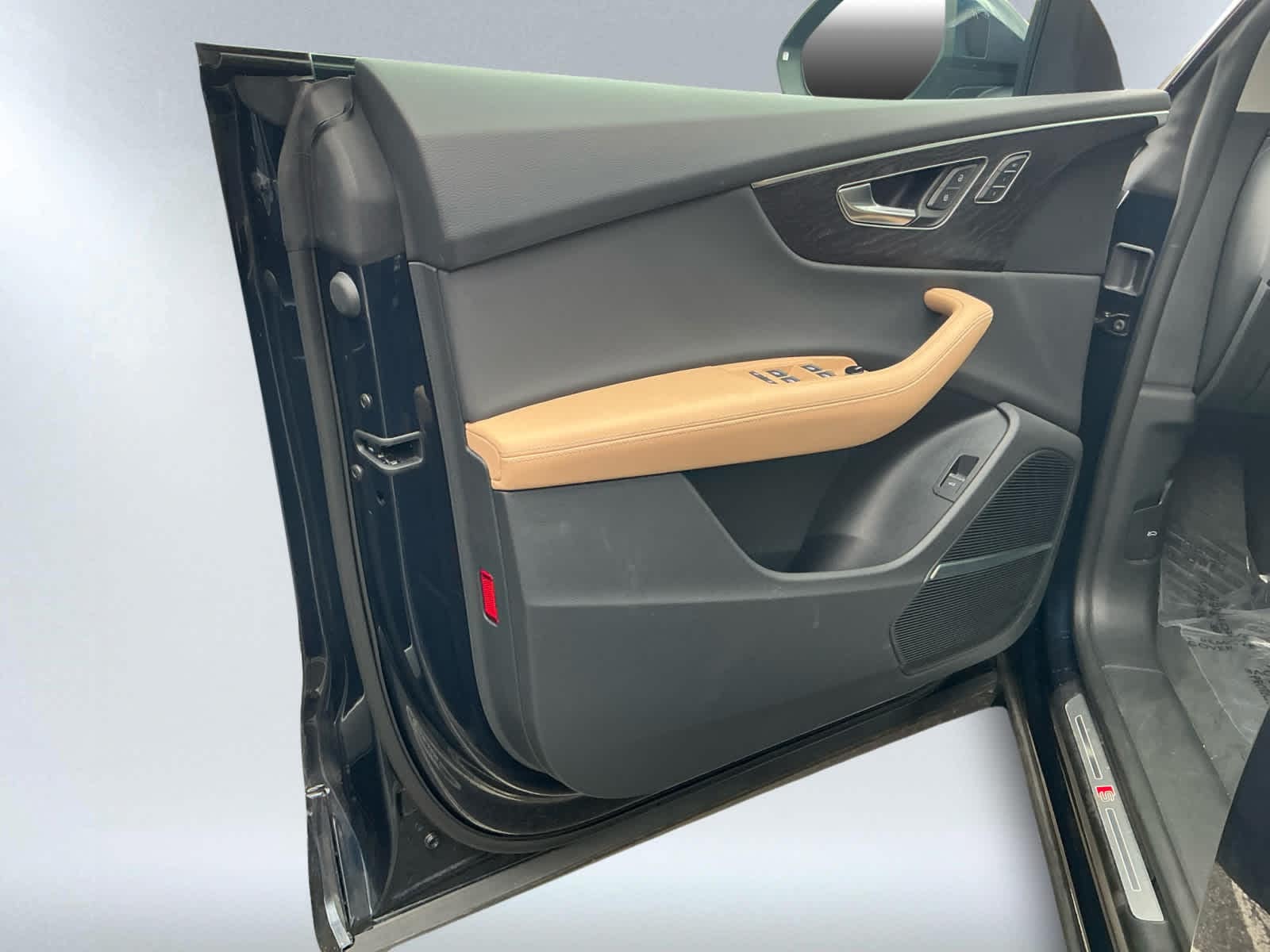 used 2025 Audi Q8 car, priced at $69,999