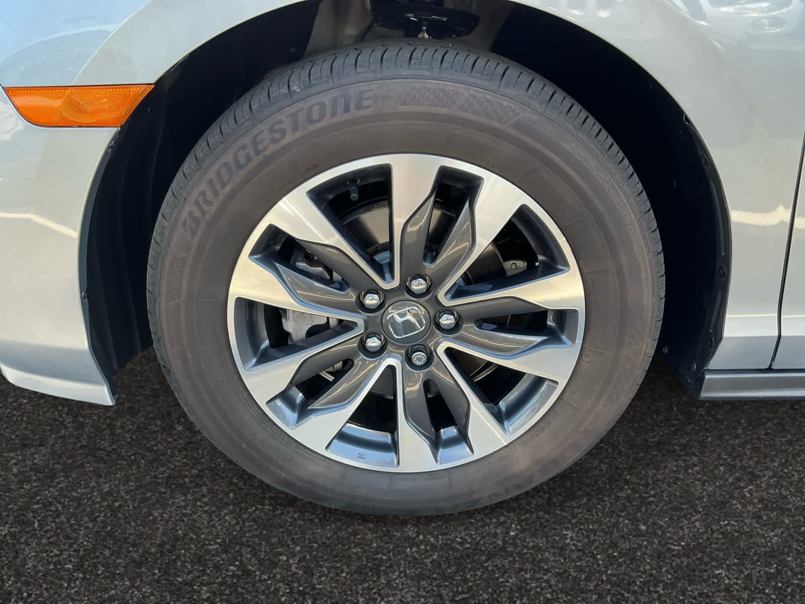used 2024 Honda Odyssey car, priced at $42,998