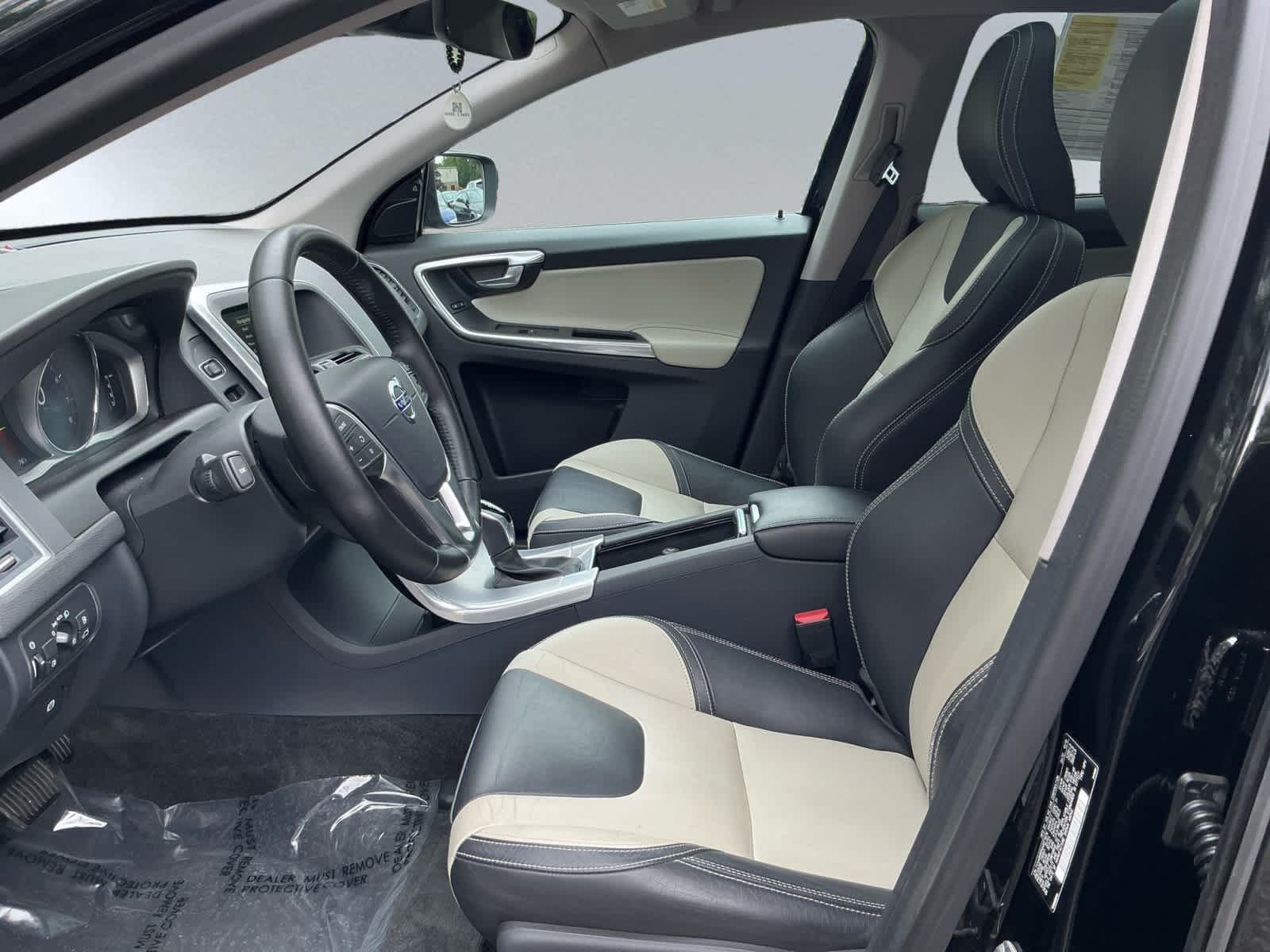 used 2017 Volvo XC60 car, priced at $15,498