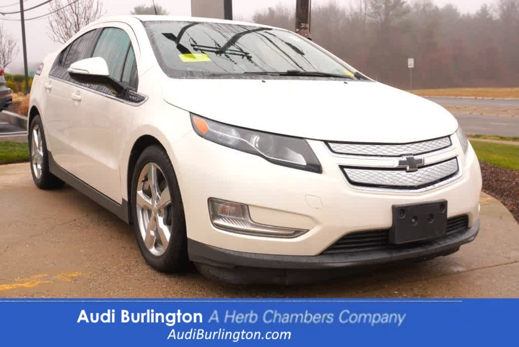 used 2013 Chevrolet Volt car, priced at $8,998