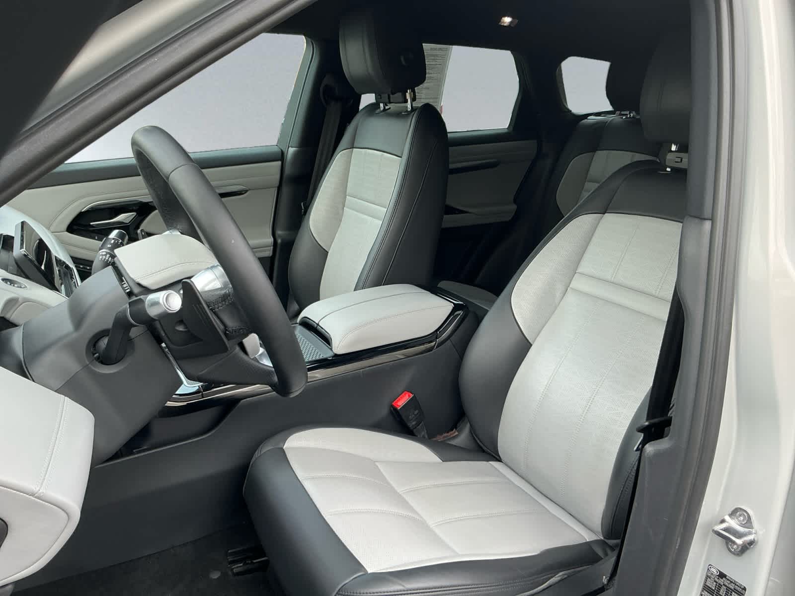 used 2020 Land Rover Range Rover Evoque car, priced at $25,498