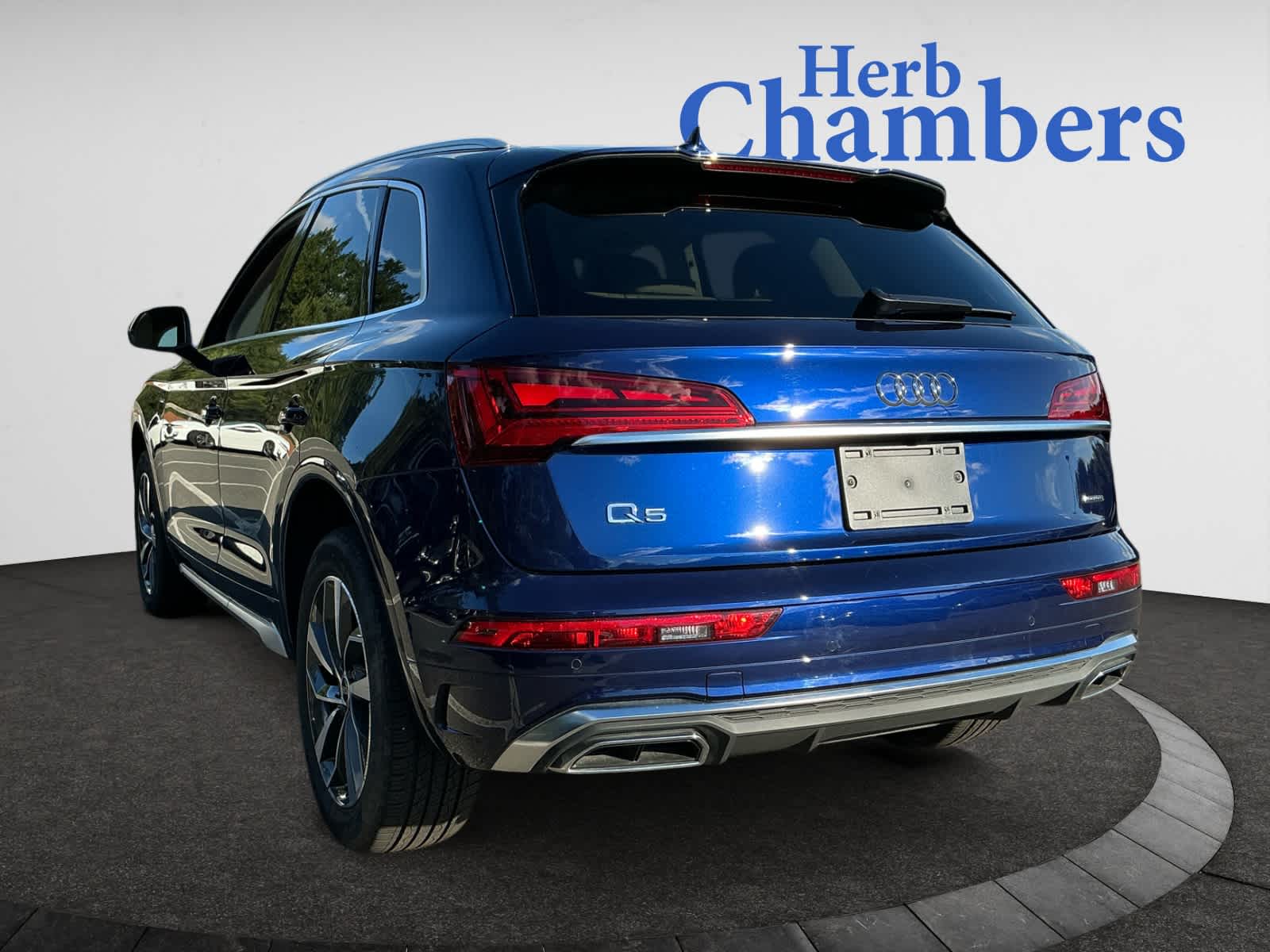 used 2024 Audi Q5 car, priced at $44,998
